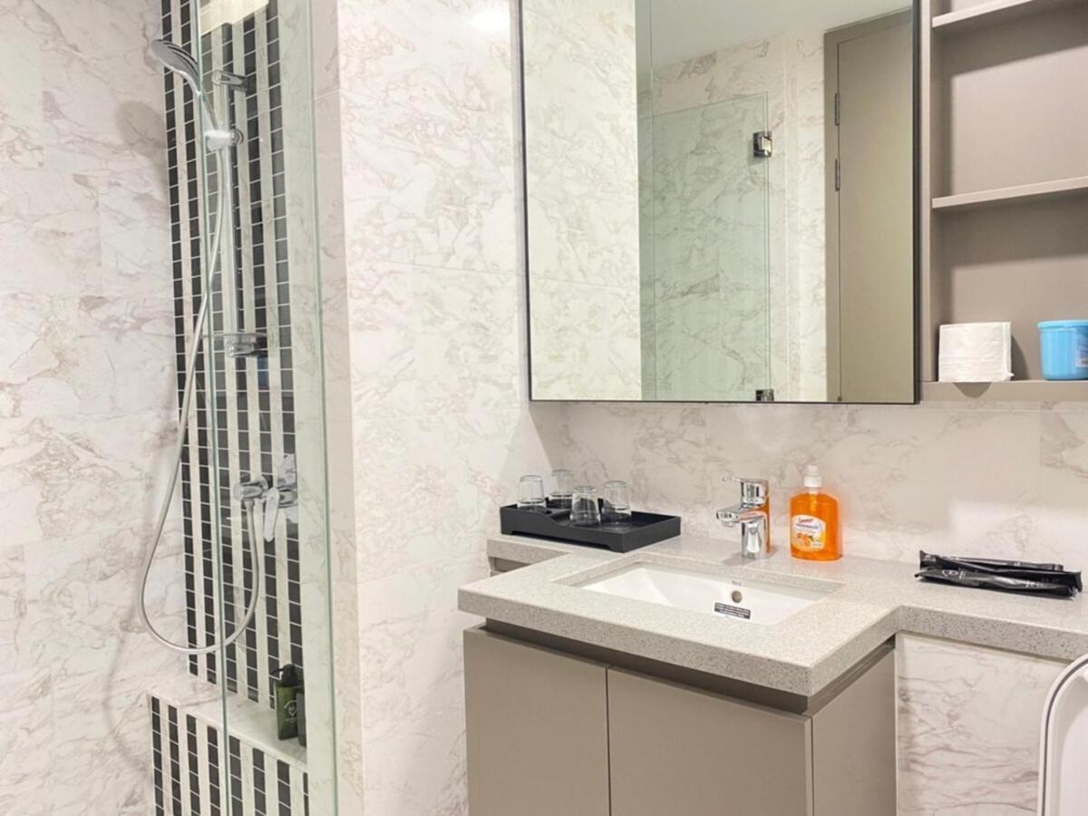 Eaton Suites Klcc Куала-Лумпур Экстерьер фото